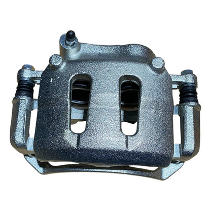 Caliper Izquierdo  Oreja Recta Nissan Terrano 2.7 3.2