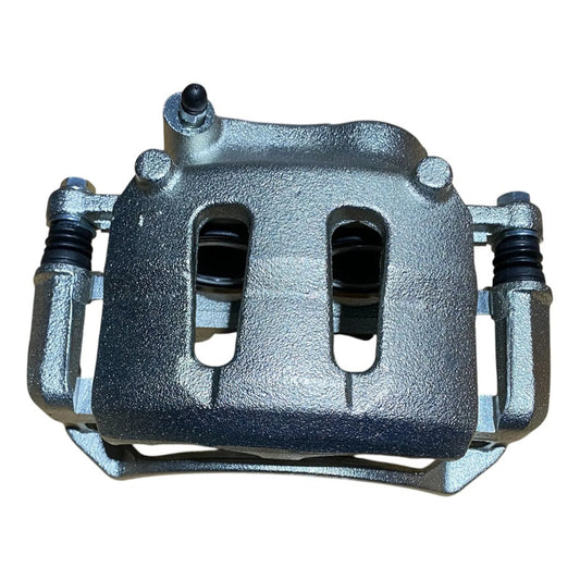 Caliper Izquierdo  Oreja Recta Nissan Terrano 2.7 3.2